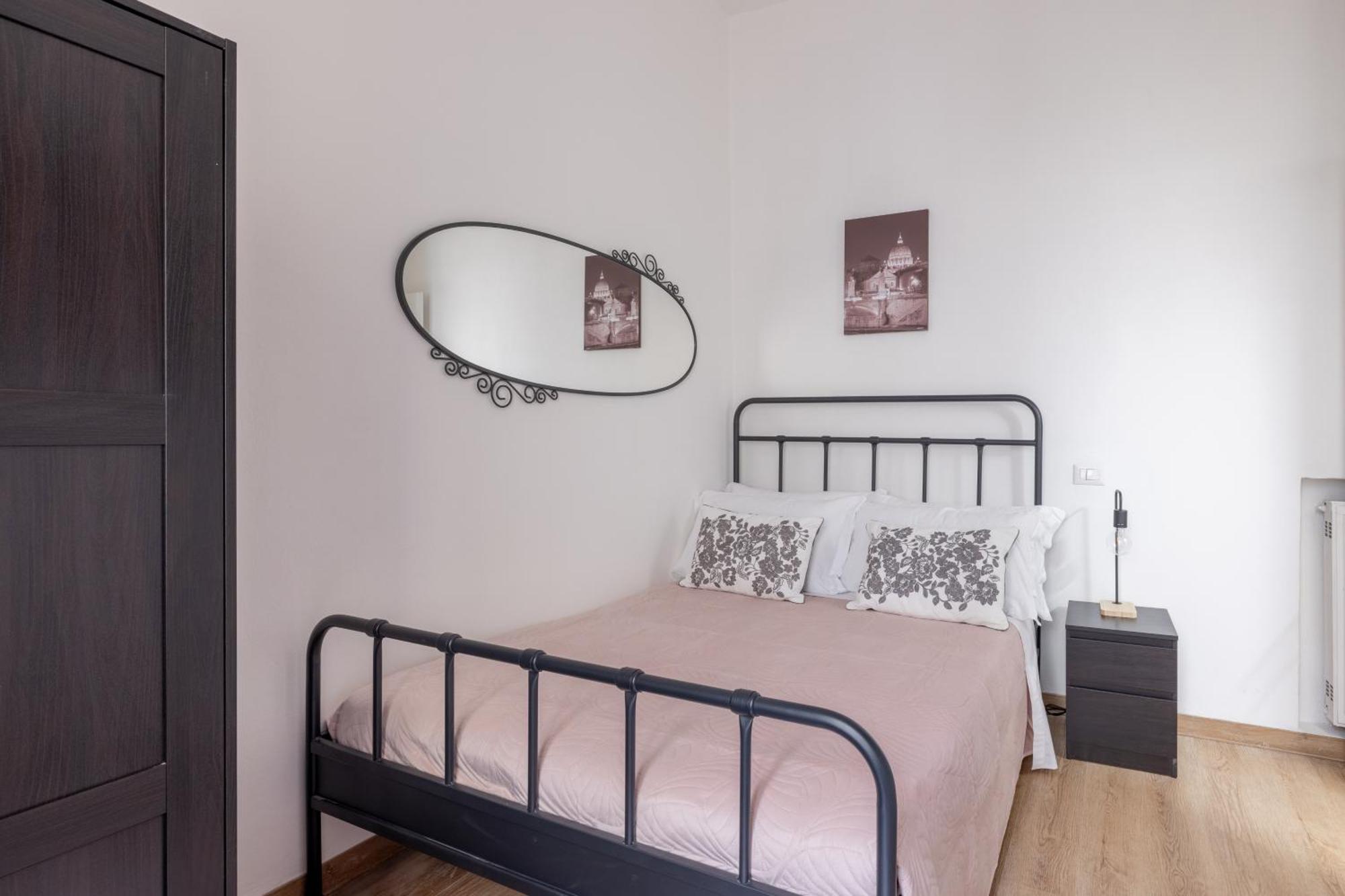 Argilla Place Large Close To Saint Peter Basilica Apartment